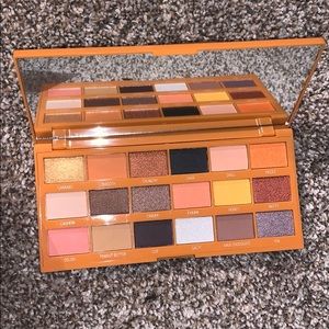 Makeup Revolution Peanut Butter Cup Palette